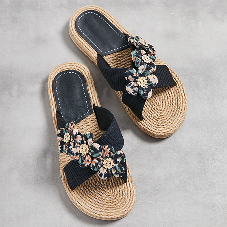 Small Daisies Woven Sandals