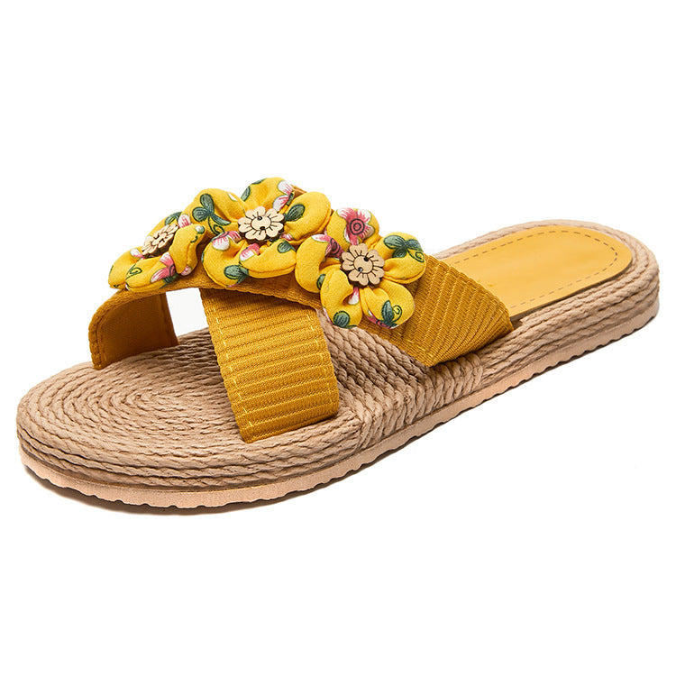 Small Daisies Woven Sandals